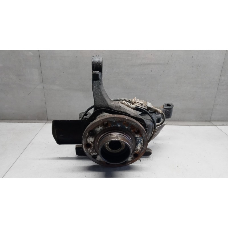 OPEL MONTANTE COMPLETO DESTRO OPEL Astra H 2007>2010 usato