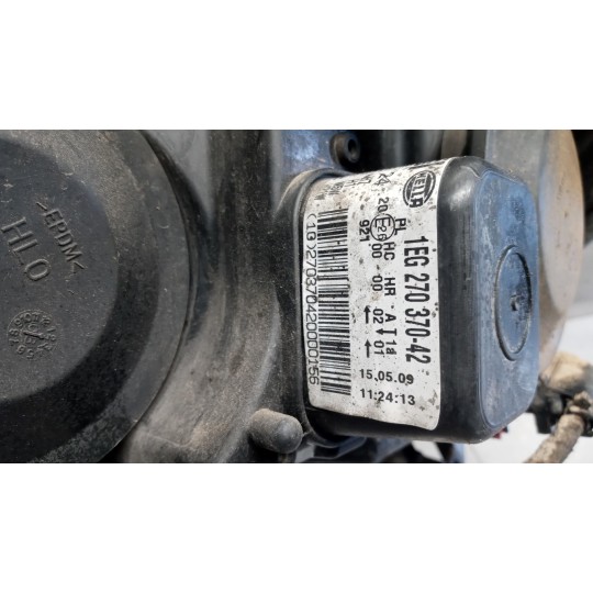 FARO ANTERIORE DESTRO OPEL Astra H 2007>2010 usato