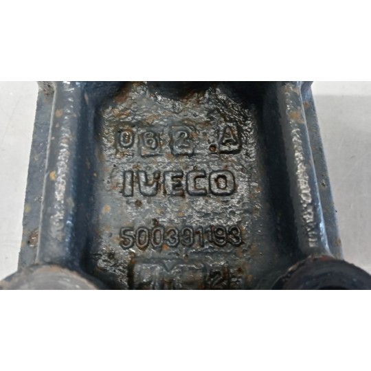 SUPPORTO SOSPENSIONI IVECO Stralis 2003>2007 usato