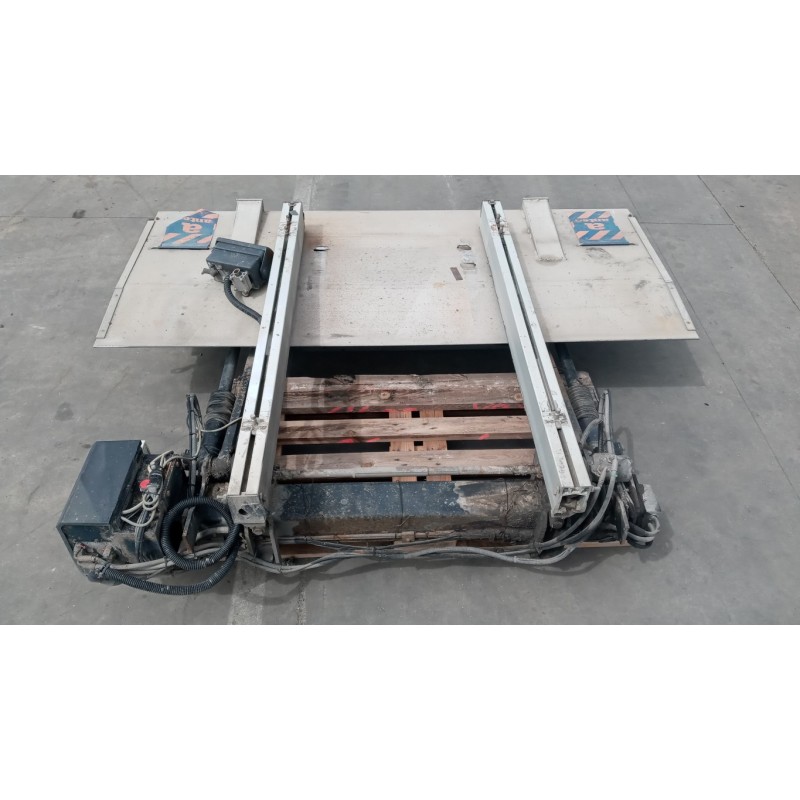 IVECO SPONDA IDRAULICA IVECO Stralis 2003>2007 usato