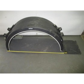 LEFT REAR MUDGUARD  V.I....