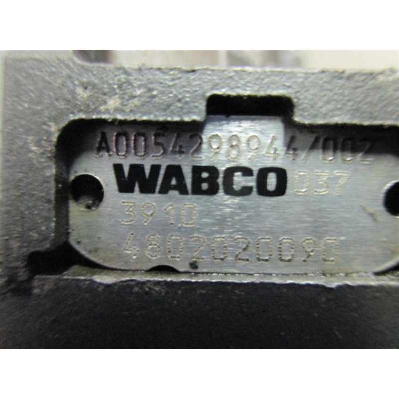 MERCEDES-BENZ truck VARIE FRENI 2 MERCEDES-BENZ truck Actros euro 5 2008>2013 usato