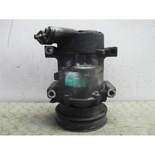 COMPRESSORE ARIA CONDIZIONATA RENAULT Kangoo 1997>2003 usato