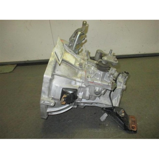 CAMBIO TOYOTA Yaris 2003>2005 usato