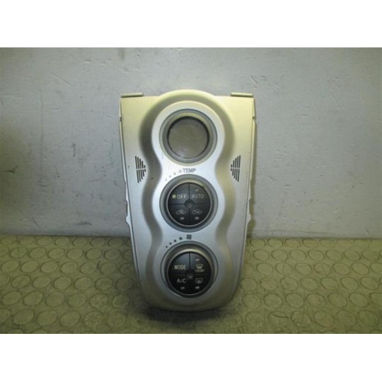 AC CONTROL UNIT TOYOTA Yaris 2005>2008 used