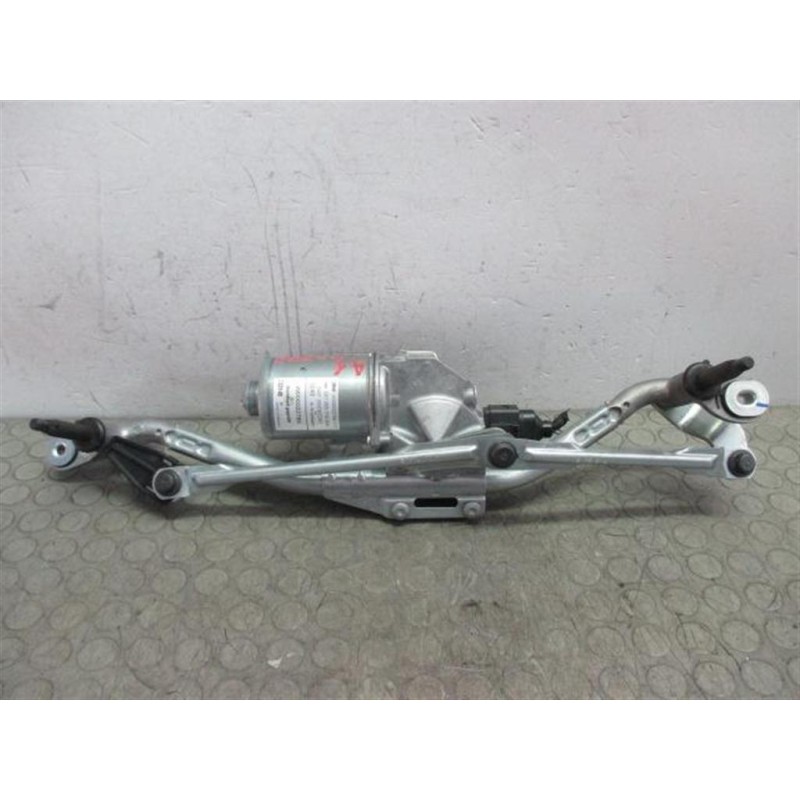AUDI windshield wiper motor AUDI A1 2010> used