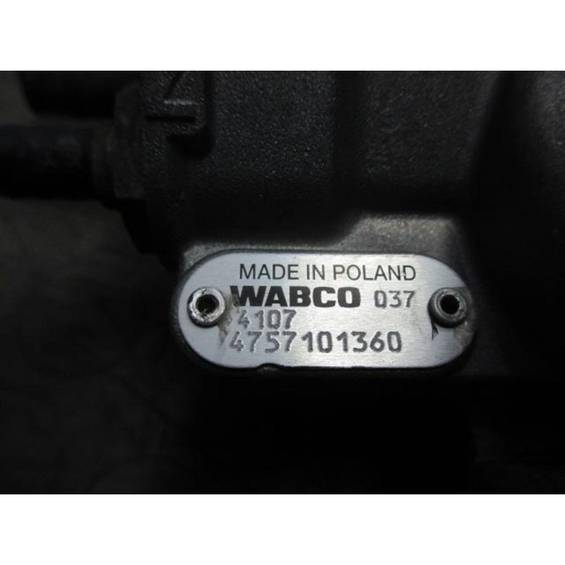 MERCEDES-BENZ truck VARIE FRENI 2 MERCEDES-BENZ truck Atego 970 usato