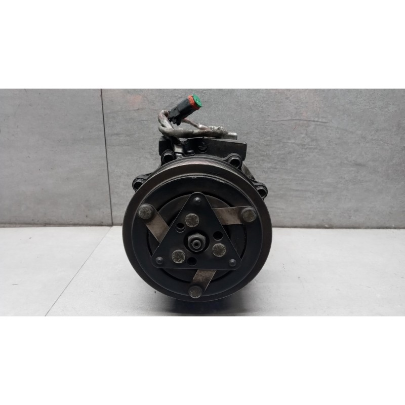 SCANIA AIR CONDITIONER COMPRESSOR SCANIA Serie R 2005> used