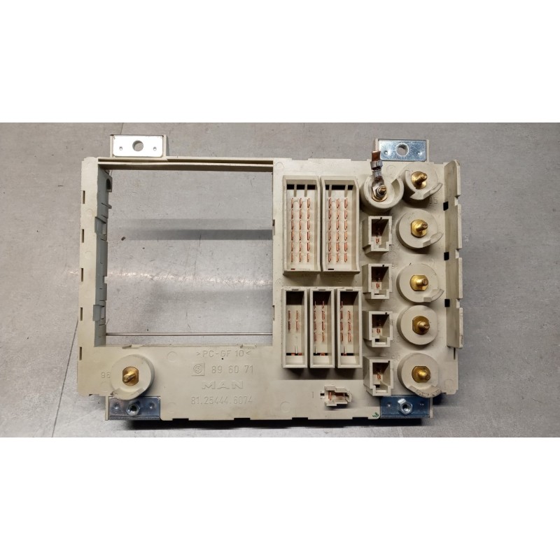 MAN FUSE BOX MAN TGX  used
