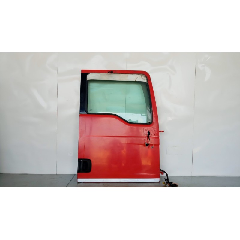 MAN RIGHT FRONT DOOR  MAN TGX  used