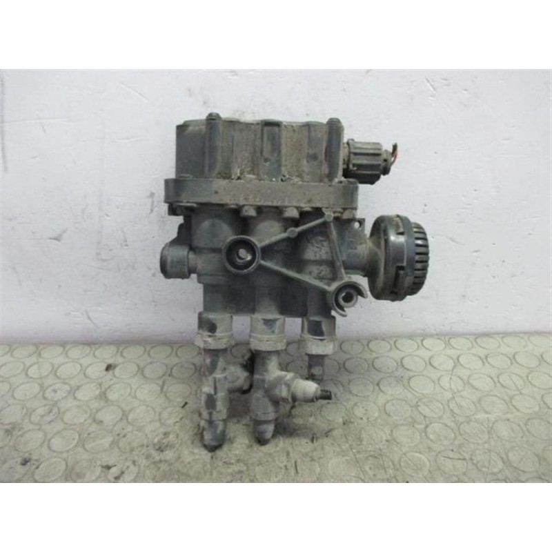 VOLVO truck VARIE FRENI 2 VOLVO truck FH12 II 2002>2008 usato