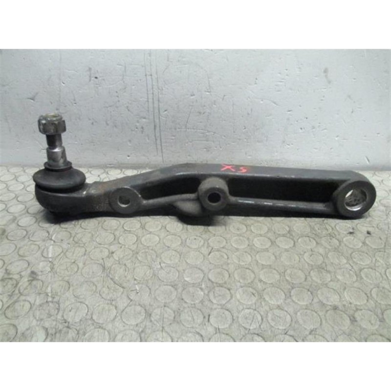 IVECO BRACCIO OSCILLANTE ANTERIORE INFERIORE SINISTRO IVECO Daily 2009>2012 usato