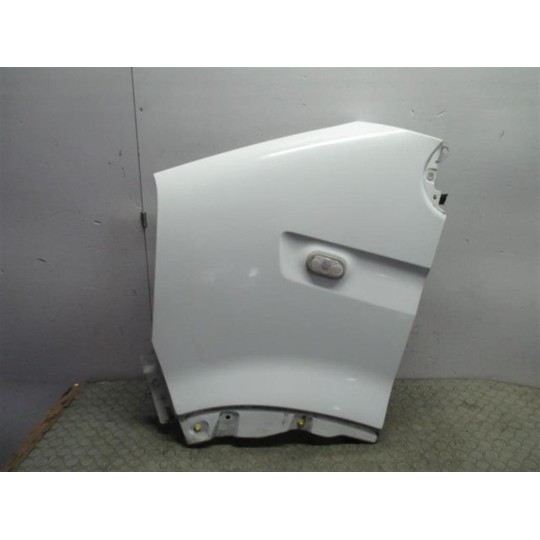 LEFT FRONT MUDGUARD  NISSAN Van Interstar 1998>2011 used
