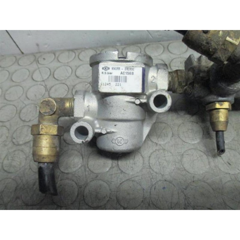 SCANIA VARIOUS BRAKE 1  SCANIA 144 used