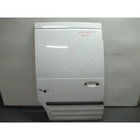 RIGHT SIDE SLIDING DOOR...