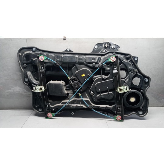 ALZA VETRI ANTERIORI DESTRO LANCIA Ypsilon 2006>2011 usato