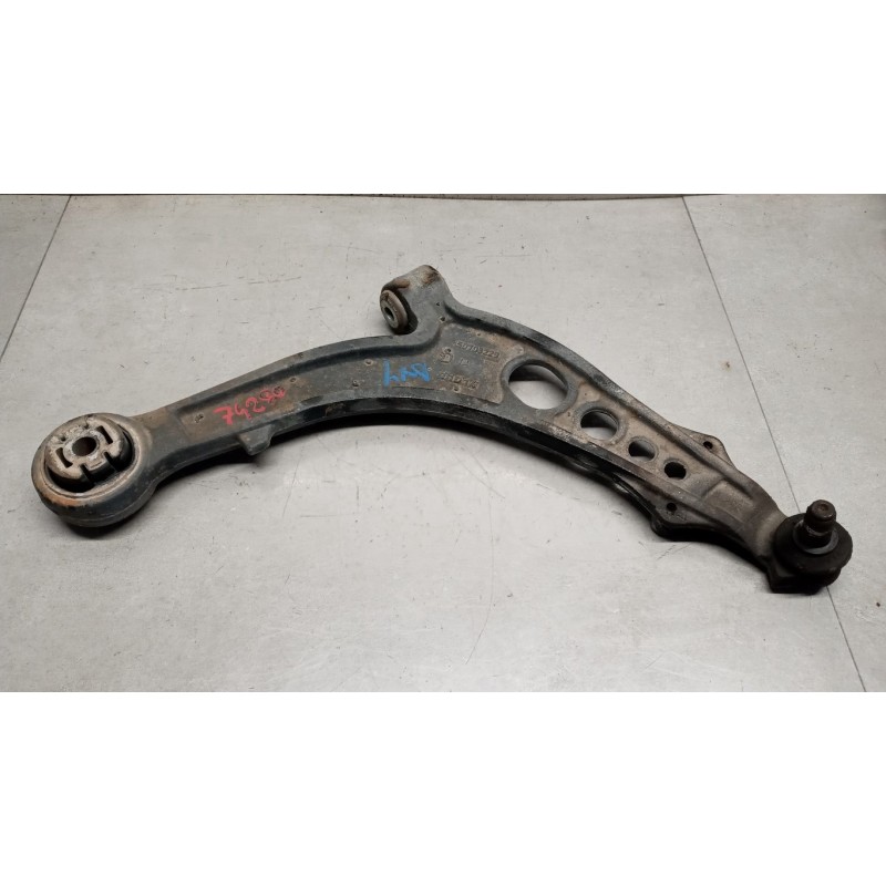 LANCIA BRACCIO OSCILLANTE ANTERIORE INFERIORE DESTRO LANCIA Ypsilon 2006>2011 usato