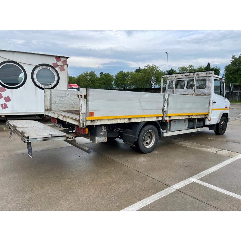 MERCEDES-BENZ van MERCEDES-BENZ van VARIO 815 D
