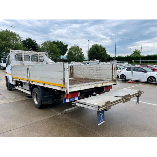 MERCEDES-BENZ van VARIO 815 D