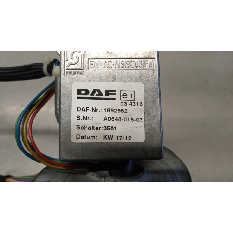 DAF INTERRUTTORI E PULSANTI DEVIO DAF 85CF usato