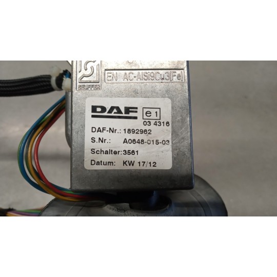 INTERRUTTORI E PULSANTI DEVIO DAF 85CF usato