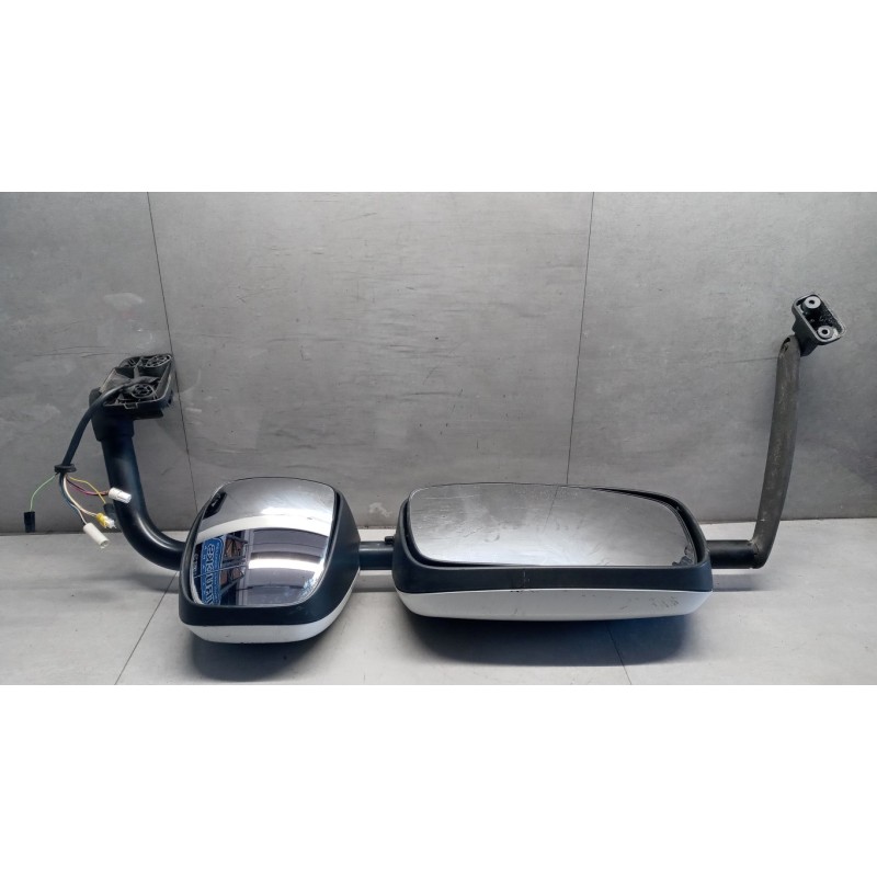 DAF RIGHT ELETRIC REAR-VIEW MIRROR  DAF 85CF used