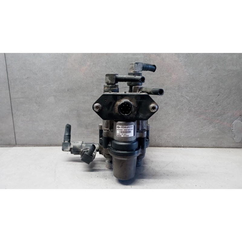 DAF VARIE FRENI 1 DAF 85CF usato