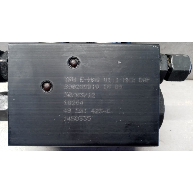 DAF VALVOLA IDROGUIDA DAF 85CF usato