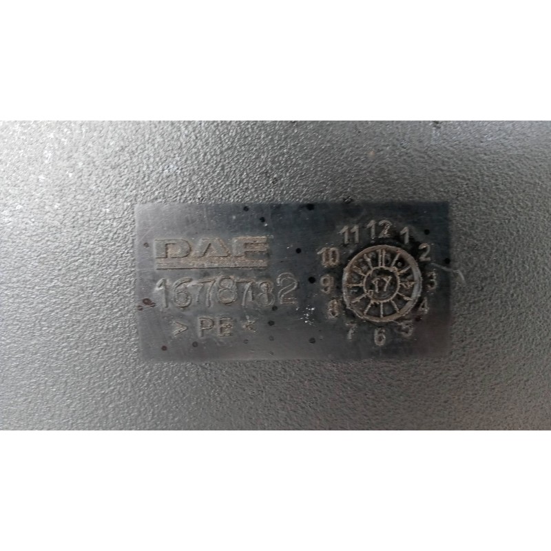 DAF SERBATOIO ADBLUE DAF 85CF usato