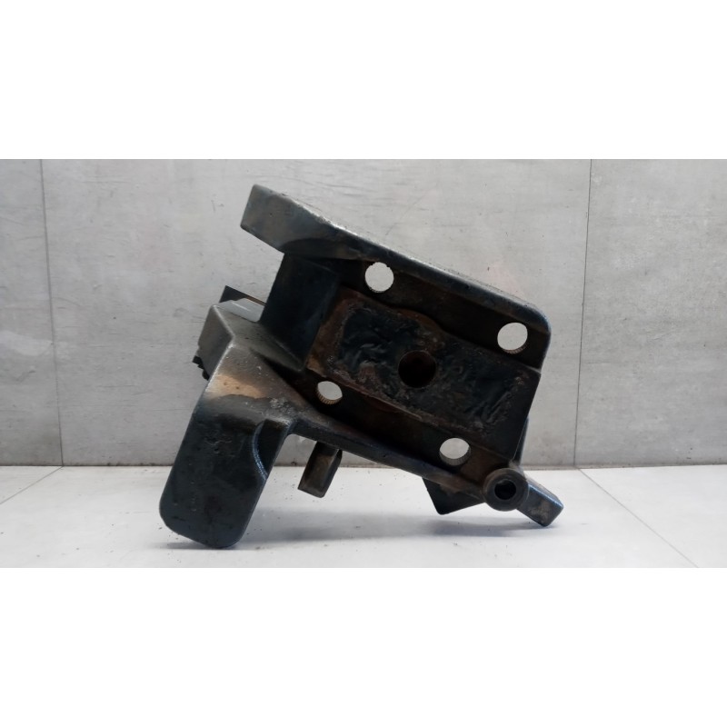 DAF SUPPORTO SOSPENSIONI DAF 85CF usato