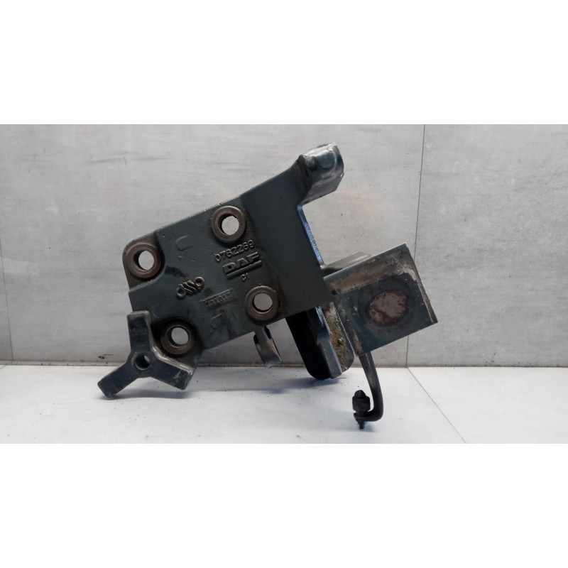 DAF SUPPORTO SOSPENSIONI DAF 85CF usato
