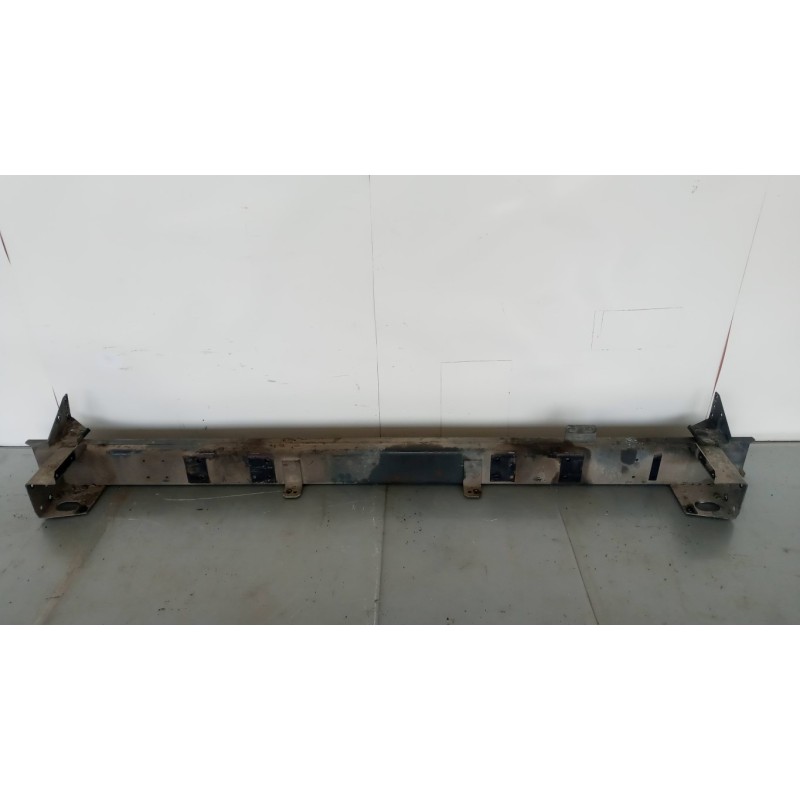 DAF TRAVERSA ANTERIORE PARAURTO DAF 85CF usato