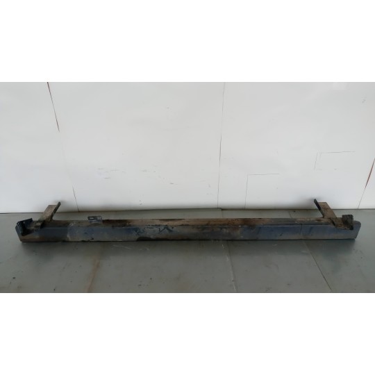 TRAVERSA ANTERIORE PARAURTO DAF 85CF usato