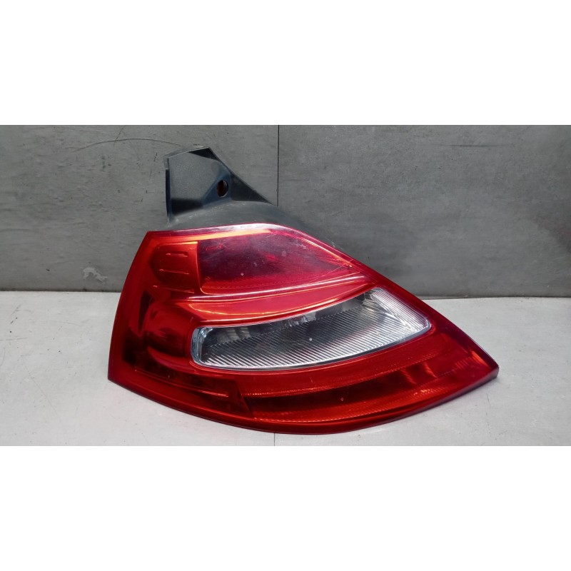 RENAULT FARO POSTERIORE ESTERNO SINISTRO RENAULT Megane 2006>2008 usato