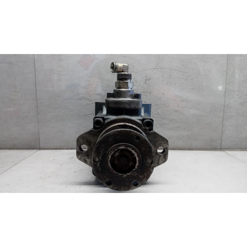 VOLVO truck HYDRAULIC PUMP  VOLVO truck FL6 used