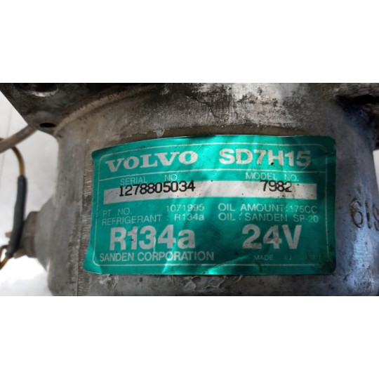 COMPRESSORE ARIA CONDIZIONATA VOLVO truck FL6 usato