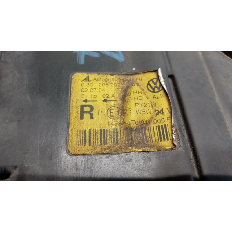 VOLKSWAGEN RIGHT HEADLIGHT VOLKSWAGEN Touran 2003>2007 used