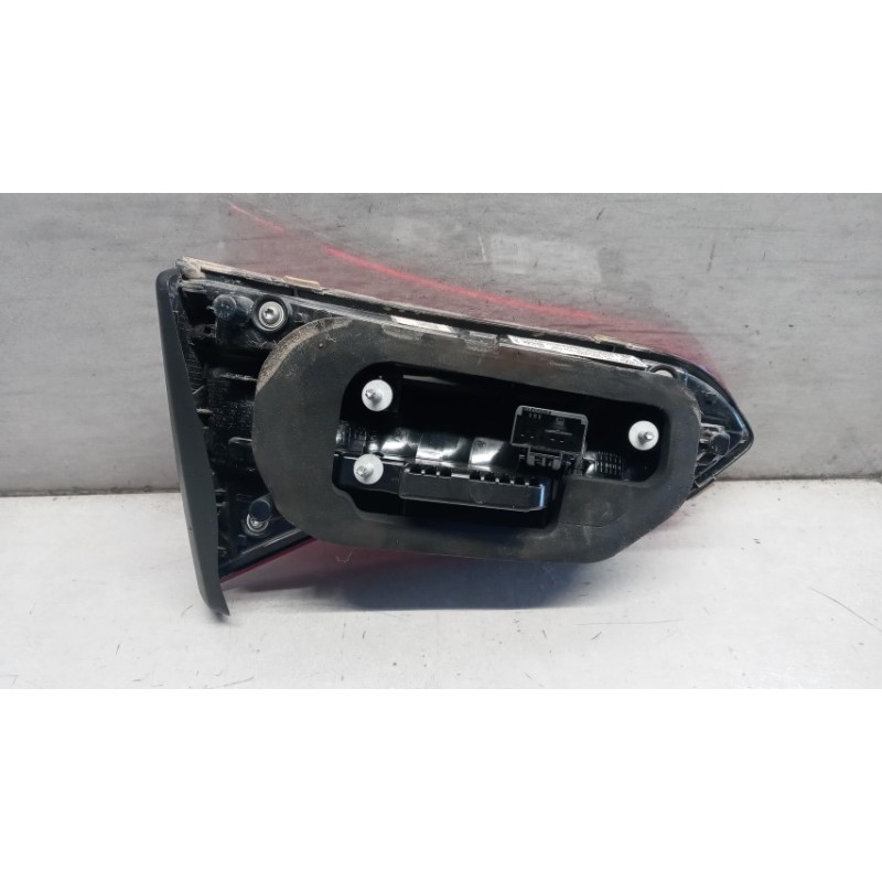 VOLKSWAGEN RIGHT REAR LED LIGHT ON BACK VOLKSWAGEN T-Roc 2017>2021 used