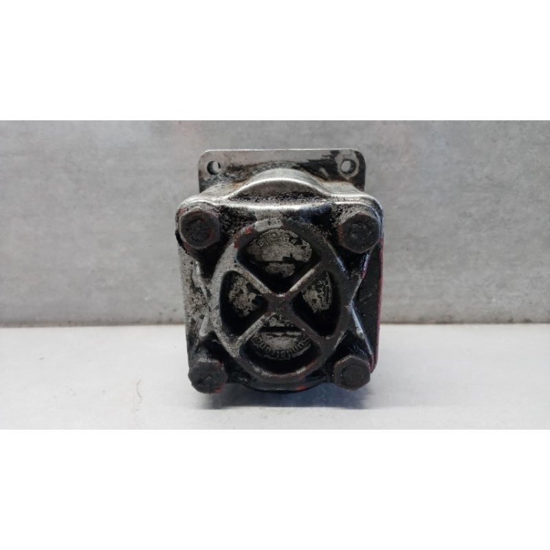 FIAT truck STEERING PUMP FIAT truck 682 used