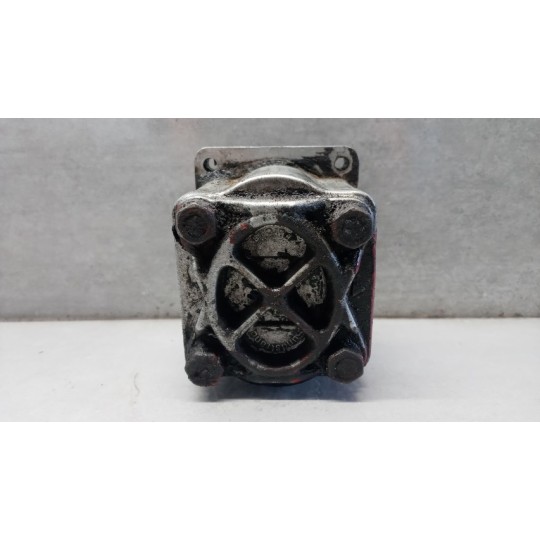 POMPA IDROGUIDA FIAT truck 682 usato