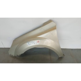 LEFT FRONT MUDGUARD  SUBARU...