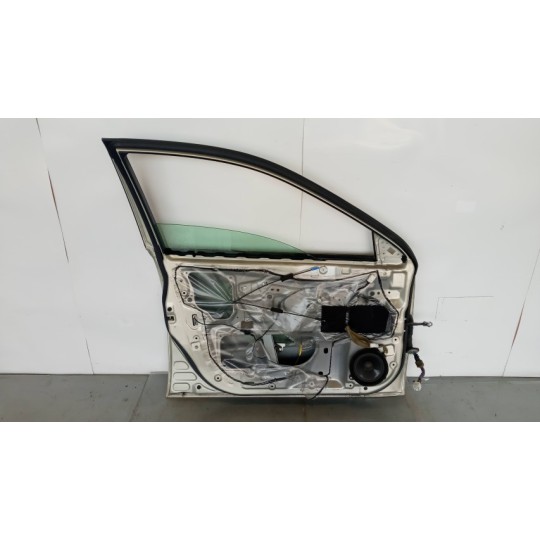PORTA ANTERIORE SINISTRA SUBARU Outback 2009>2015 usato