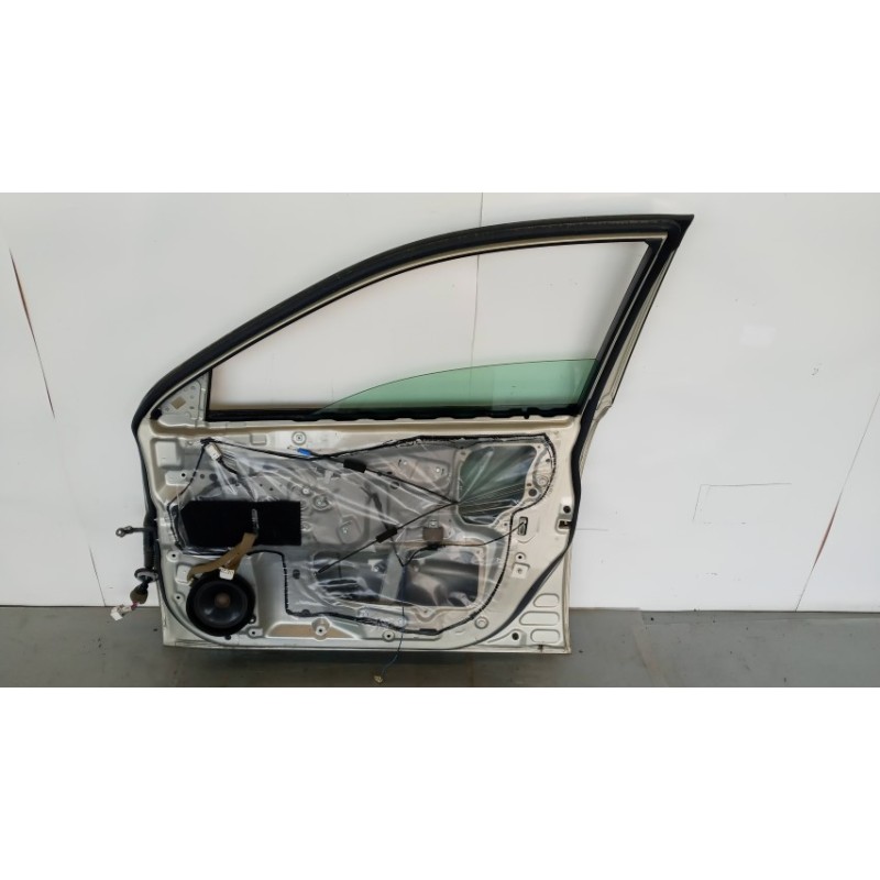 SUBARU RIGHT FRONT DOOR  SUBARU Outback 2009>2015 used