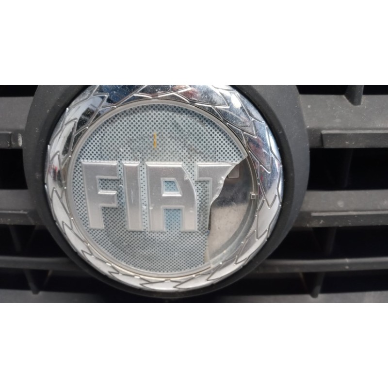 FIAT MASCHERINE FIAT Doblo' 2005>2009 usato