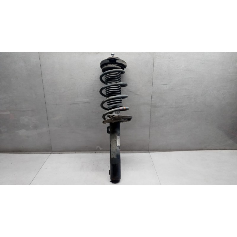 VOLKSWAGEN RIGHT FRONT SHOCK ASSORBER VOLKSWAGEN Golf 6 2008>2012 used