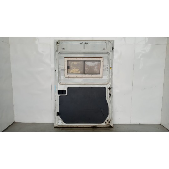 RIGHT SIDE SLIDING DOOR IVECO Daily 2000>2006 used