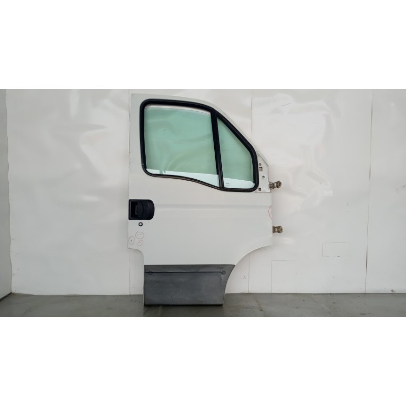 IVECO PORTA ANTERIORE DESTRA IVECO Daily 2000>2006 usato