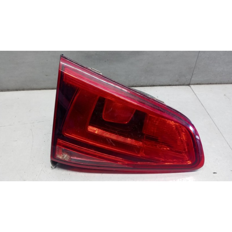 VOLKSWAGEN FARO POSTERIORE INTERNO SINISTRO VOLKSWAGEN Golf 7 2012>2016 usato