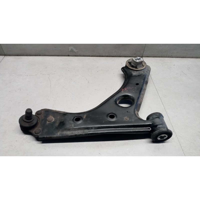 FIAT CONTROL ARM FRONT LOWER RIGHT  FIAT Qubo 2008>2014 used
