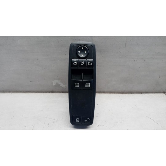 INTERRUTTORI E PULSANTI ALZAVETRI MERCEDES-BENZ Classe A (W169) 2004>2008 usato